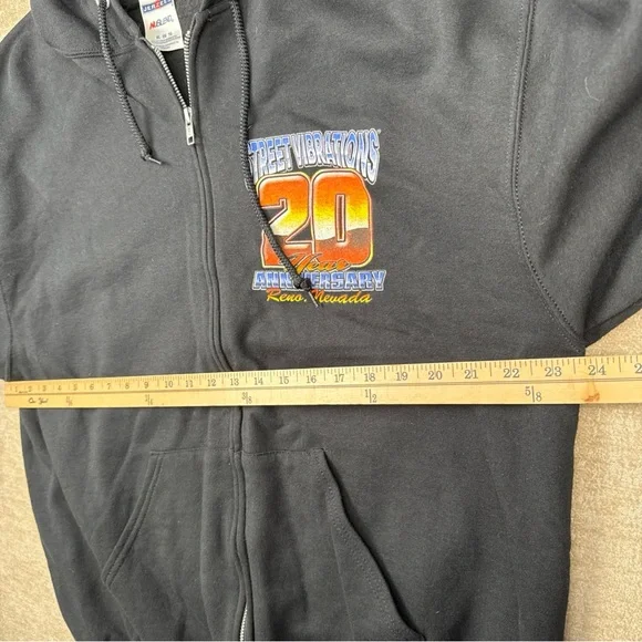 Black Graphic Zip-Up Hoodie - Picture 5 of 8